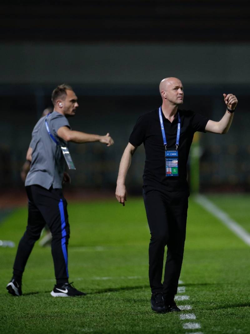 爱游戏网页版登录入口-包含新赛季启动，球队大胜开门红，教练组备战严谨的词条