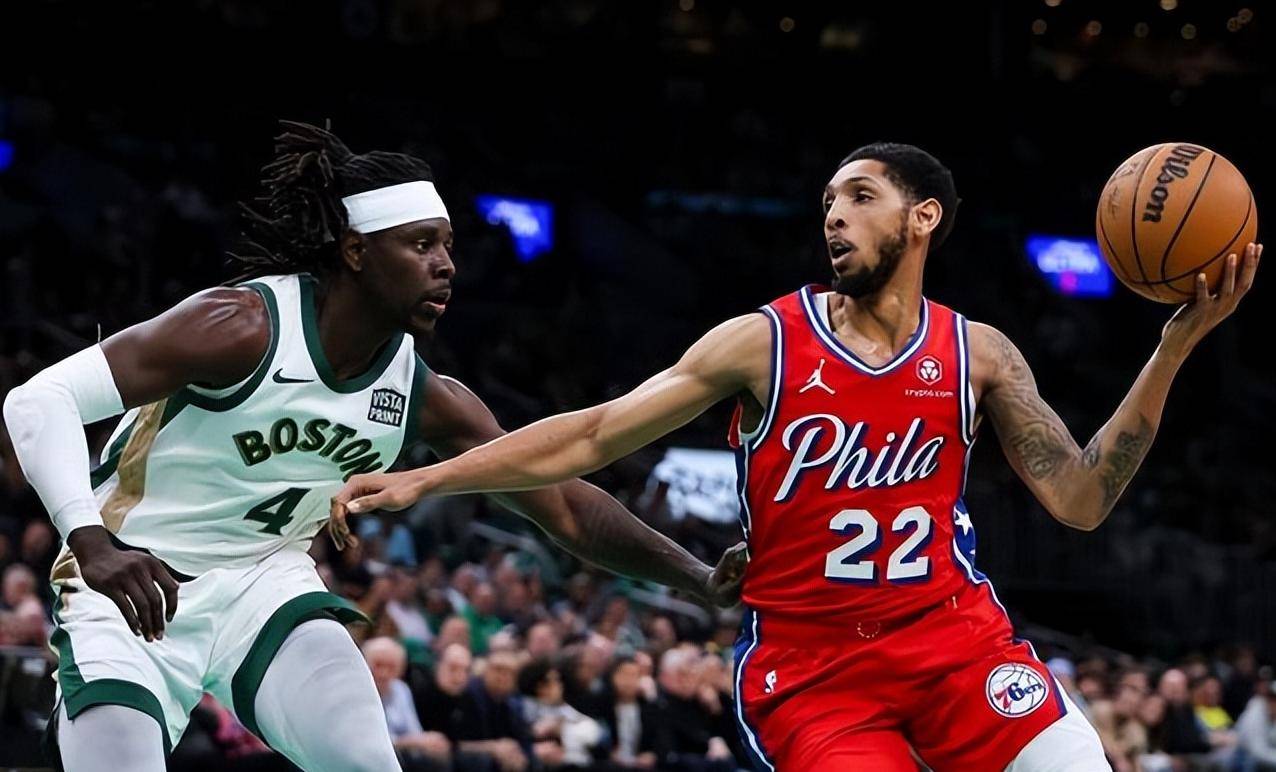 爱游戏app下载-凯尔特人队全队合作无间，迎战强敌