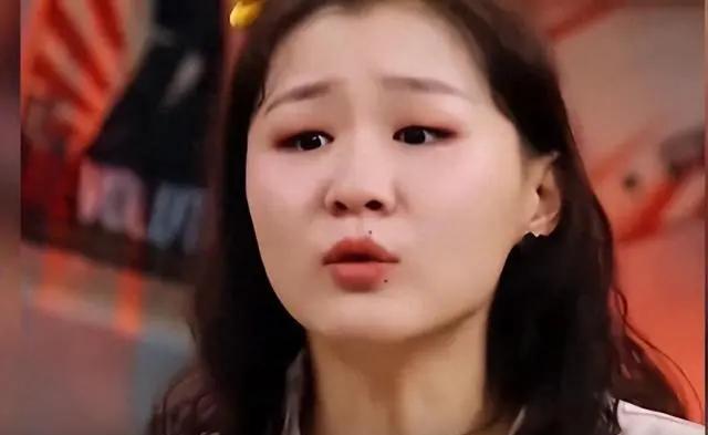 关于挑战未知：女足比赛中的变幻莫测的信息