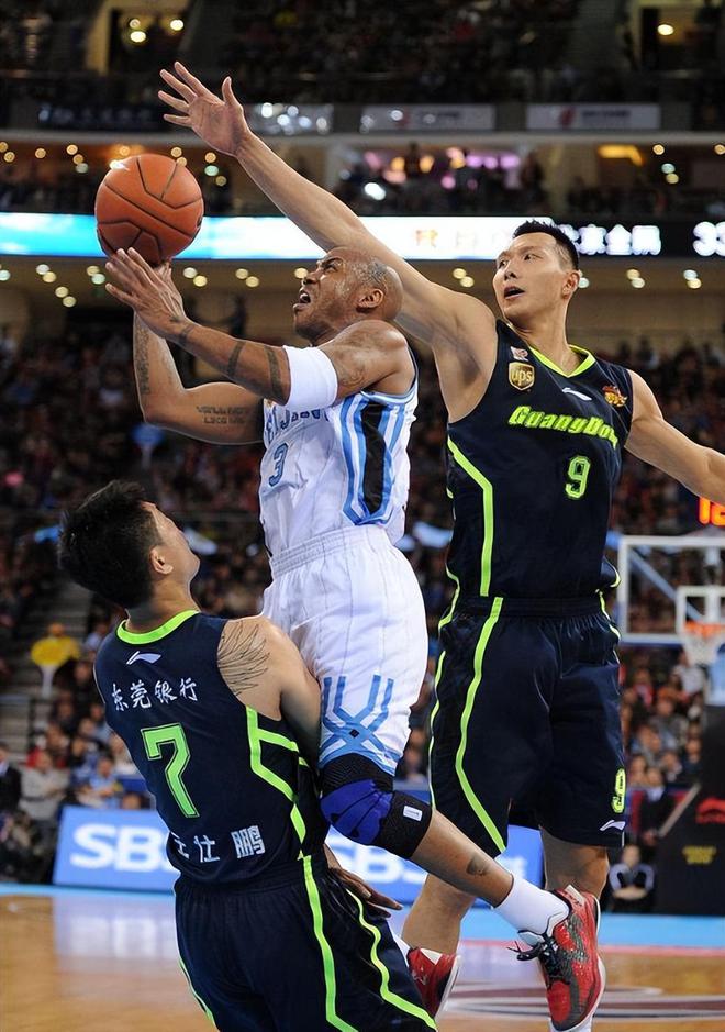 广东队零封对手,稳固榜首位置的简单介绍 广东队零封对手,稳固榜首位置的简单介绍