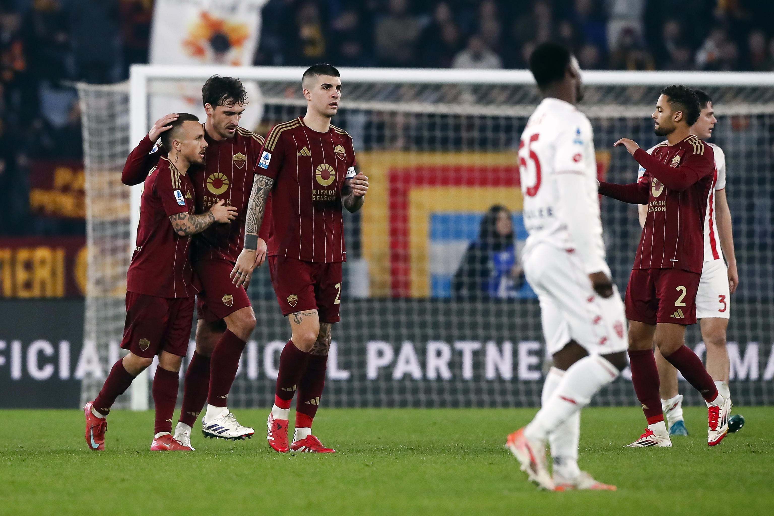 爱游戏中国官网-极具悬念的足球联赛正在如火如荼地进行