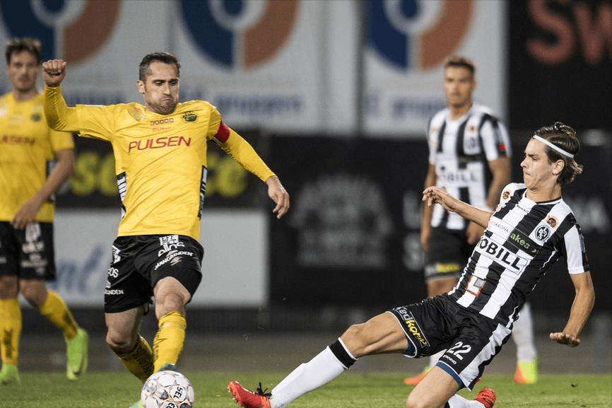 包含斯图加特在客场沉重失利后，迎来胜利复仇的词条