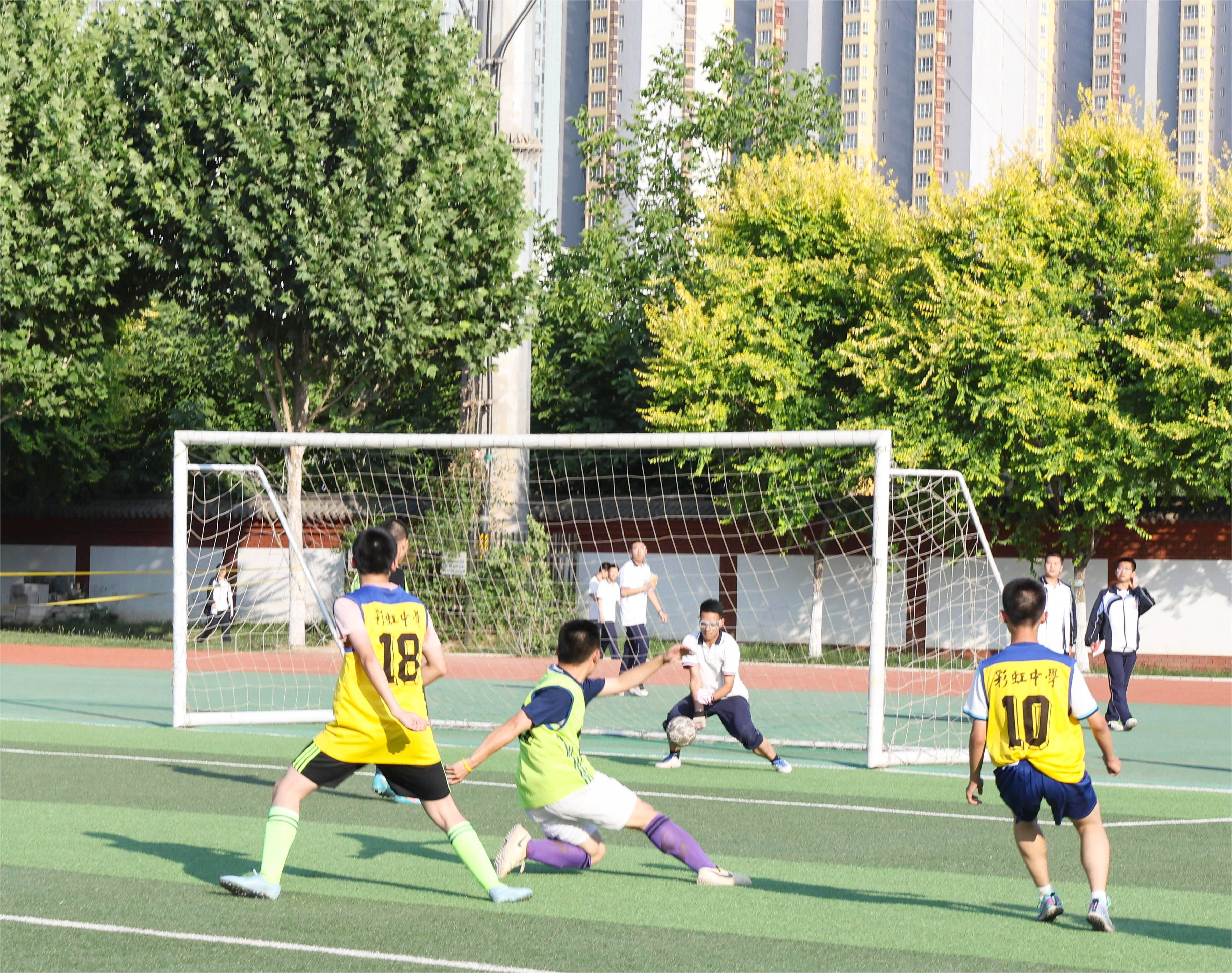 爱游戏在线-关于紧张足球赛事精彩纷呈，国内球队风采依旧的信息