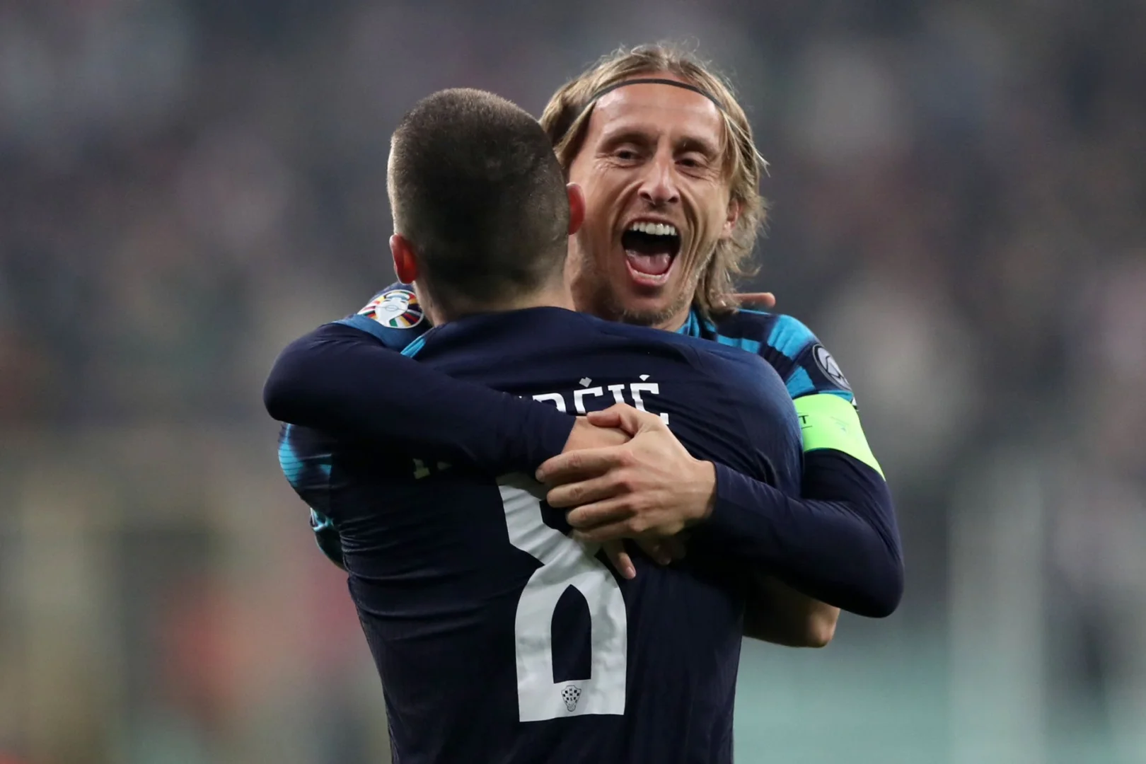 爱游戏官网-智利惨遭淘汰，欧预赛之旅提前终结的简单介绍