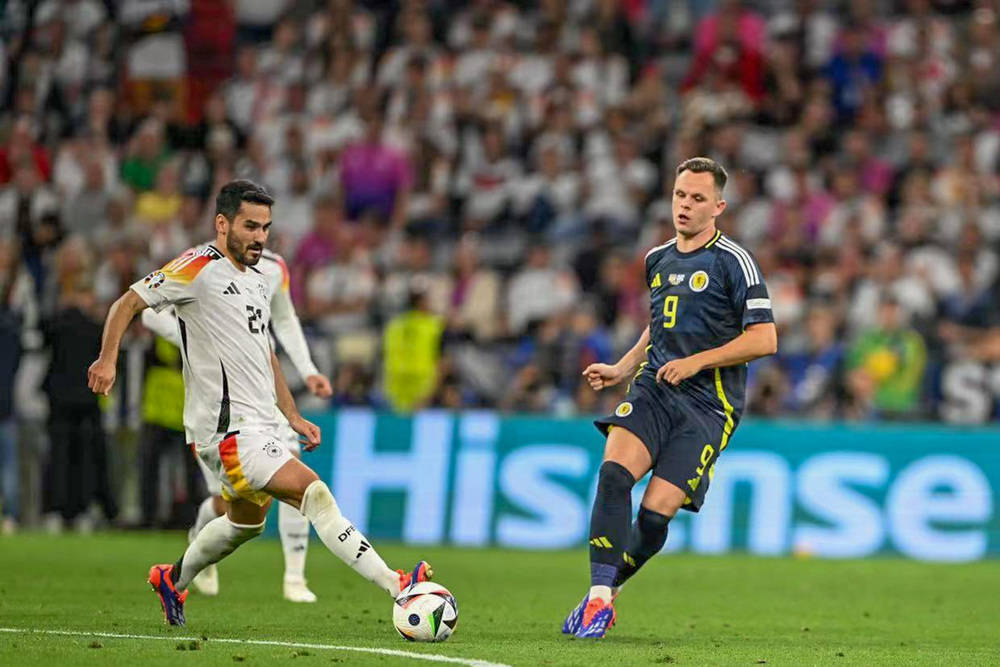 包含瑞士队在欧洲预选赛中取得惊人连胜，豪取晋级资格的词条