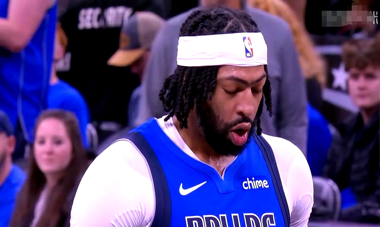 独行侠输掉了一场比赛，他们的裁判不合格