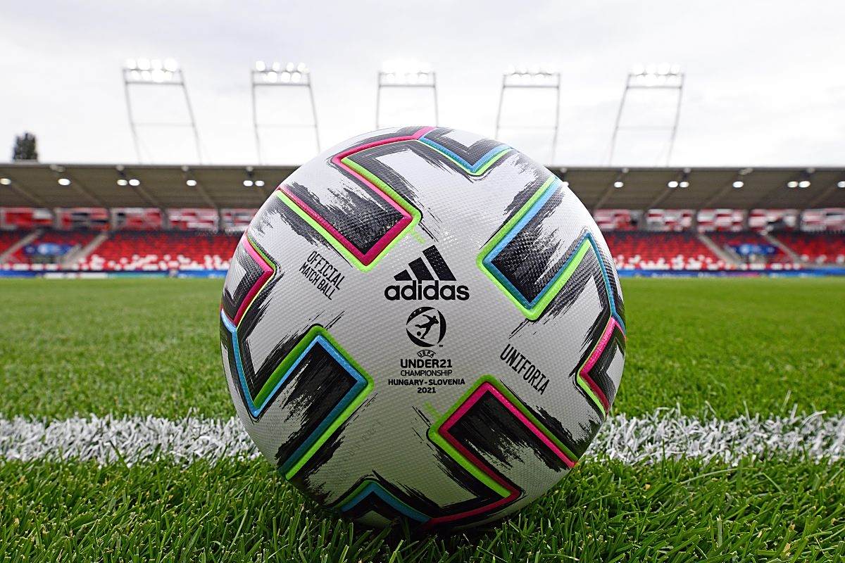 爱游戏网页版入口-欧洲队伍登场，亚洲球队勇往直前