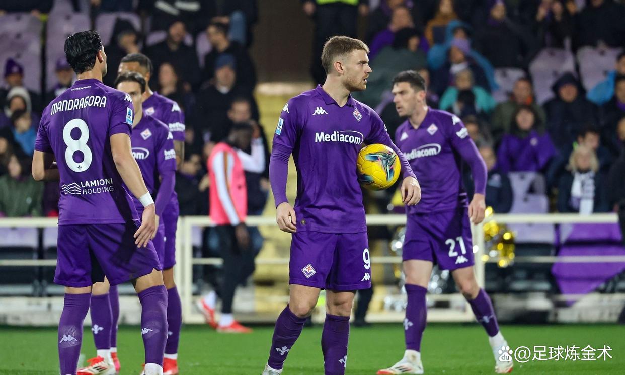 佛罗伦萨后防线失守,客队逆袭取胜 佛罗伦萨后防线失守,客队逆袭取胜