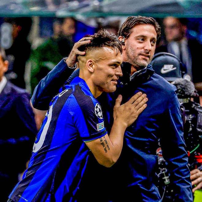 爱游戏在线登录-西甲名将加盟国际米兰，助力球队前行