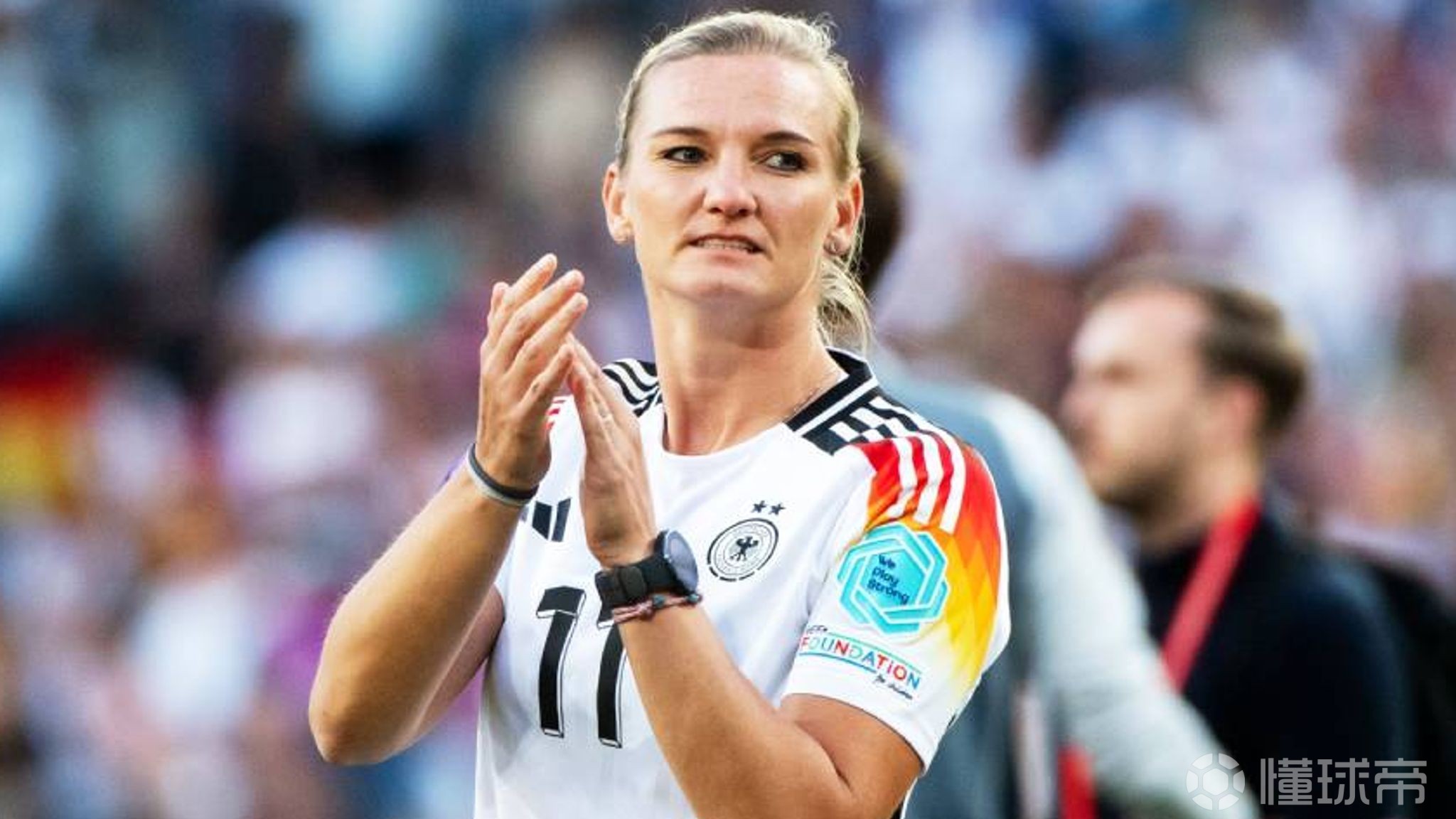 德国女足在比赛中展现非凡实力 德国女足在比赛中展现非凡实力