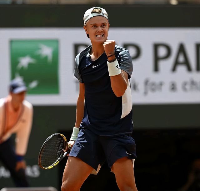 关于不可思议!希腊选手创造历史新记录的信息 关于不可思议!希腊选手创造历史新记录的信息