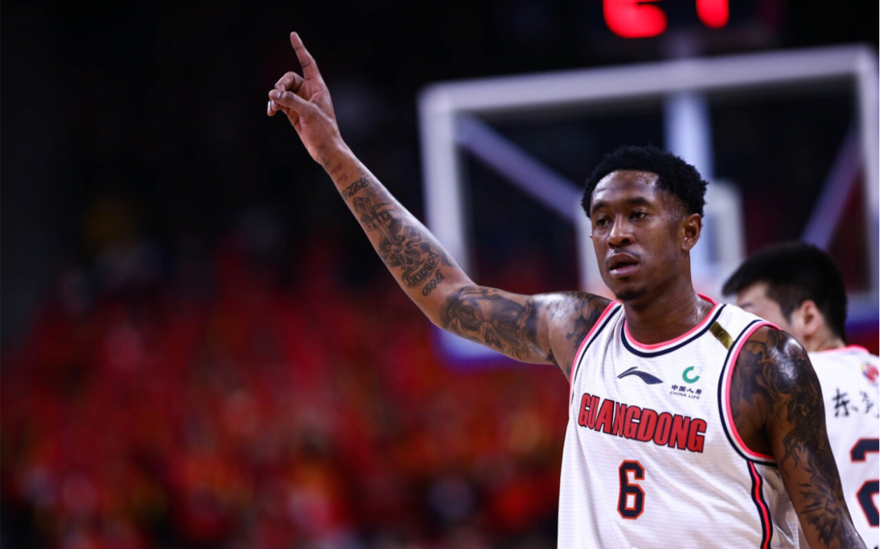 爱游戏体育官网-关于都灵主场大胜，提前锁定保级资格的信息